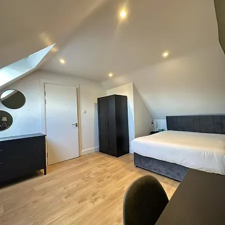 Abbey Apartment