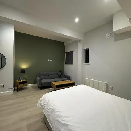 Apartment Abbey