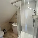 Abbey Apartment *