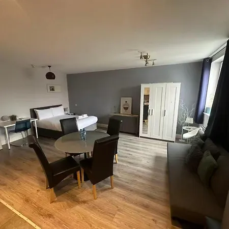 Abbey Apartment